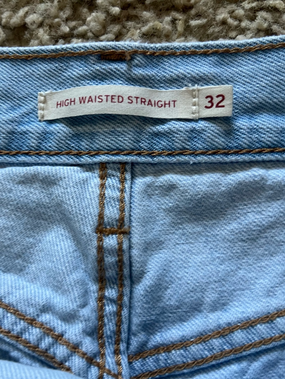 Levi’s High Waisted Light Blue Wash Straight Jeans 32 - Picture 4 of 12